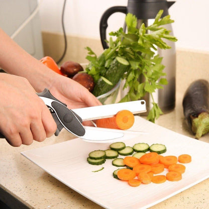 SliceSmart Pro - Your 2-in-1 Clever Cutter & Mini Cutting Board